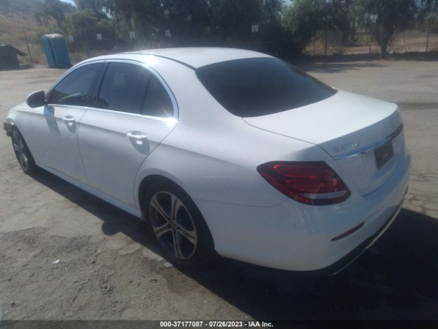 WDDZF4JB1HA258973 Mercedes-Benz E-class E 300