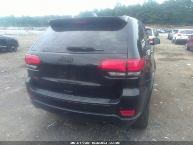 1C4RJFAG3JC244972 Jeep Grand Cherokee Altitude