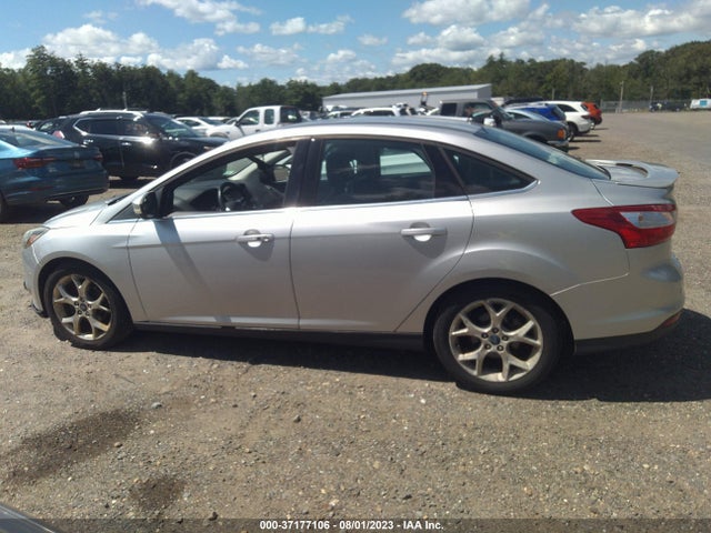 Продажа на аукционе авто 2012 Ford Focus Titanium, vin: 1FAHP3J2XCL102169, номер лота: 37177106