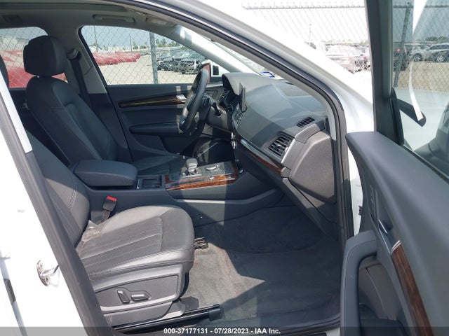 WA1ANAFY4L2069155 Audi Q5 Premium/titanium Premium