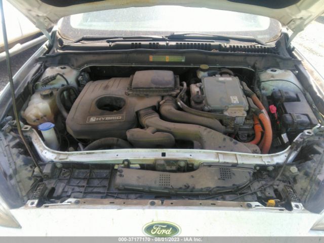3FA6P0LUXJR219429 Ford Fusion Hybrid Se