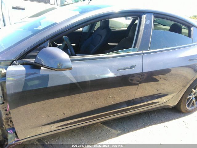 5YJ3E1EB7JF128396 Tesla Model 3 Long Range