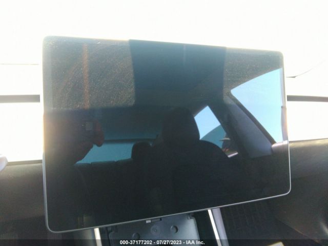 5YJ3E1EB7JF128396 Tesla Model 3 Long Range
