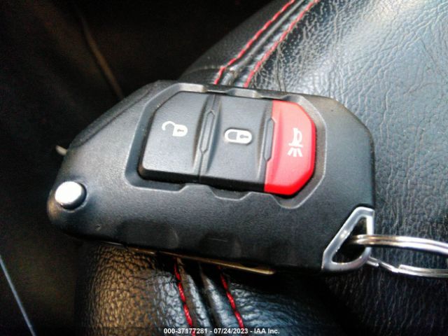 1C4HJXDN8KW552909 Jeep Wrangler Unlimited Sport S