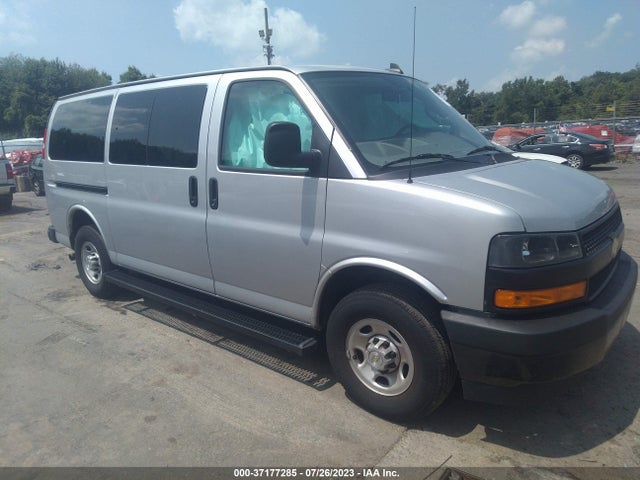 2022 1GAWGEF70N1207909 main image