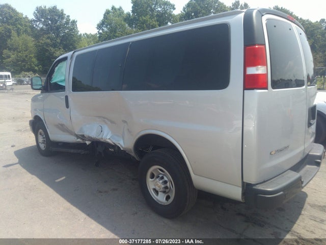 Chevrolet Express Passenger Ls 2022 1GAWGEF70N1207909 Image 3