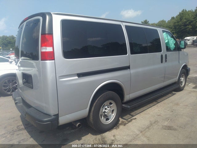 Chevrolet Express Passenger Ls 2022 1GAWGEF70N1207909 Image 4