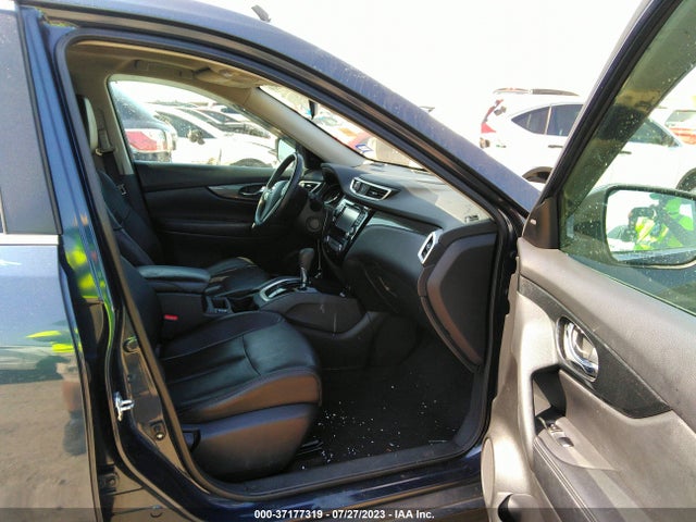 2016 NISSAN ROGUE SL VIN: 5N1AT2MV6GC777686