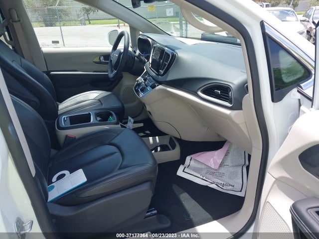 2C4RC1BG5NR234159 Chrysler Pacifica Touring L