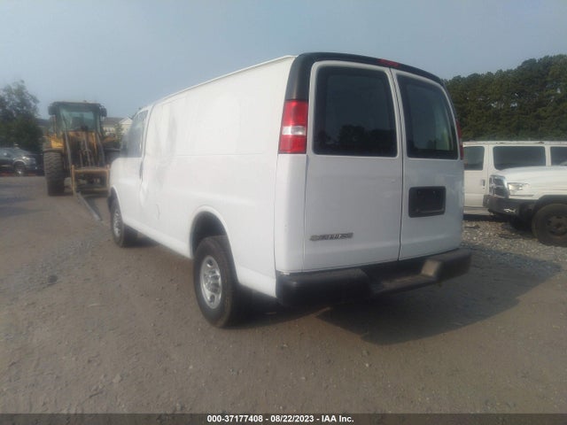 Chevrolet EXPRESS CARGO VAN 2021 1GCWGAFP2M1257001 Image 3