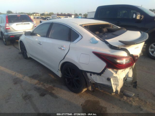 1N4AL3AP4HN337512 Nissan Altima 2.5 Sr