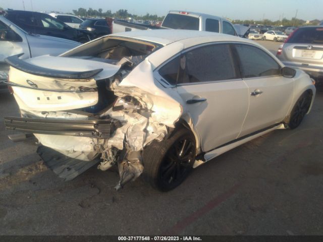 1N4AL3AP4HN337512 Nissan Altima 2.5 Sr
