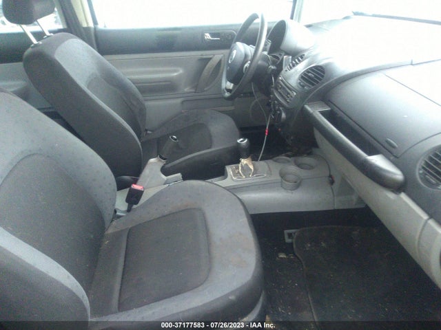 1999 VOLKSWAGEN NEW BEETLE GLS VIN: 3VWCA21C6XM404343