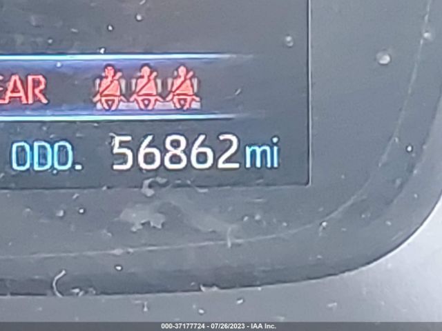 5YFEPMAE9NP285832 Toyota COROLLA LE