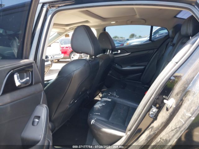 1N4AA6AP7JC385420 Nissan MAXIMA SL
