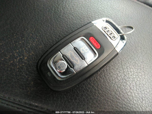 WA1DGAFPXEA008125 Audi Q5 Premium Plus
