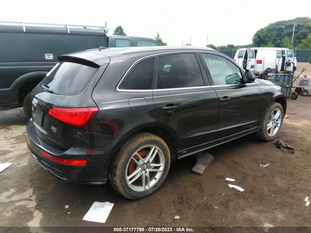 WA1DGAFPXEA008125 Audi Q5 Premium Plus