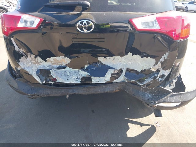 Toyota Rav4 Xle 2015 2T3WFREV7FW161810 Image 11