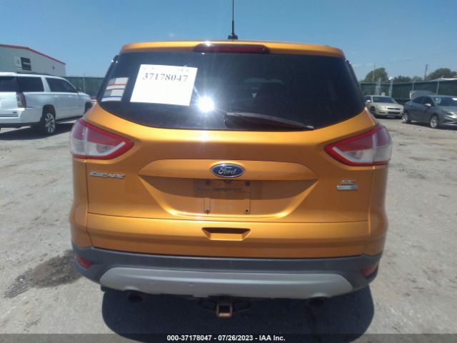 1FMCU9GX8GUB39817 Ford ESCAPE SE