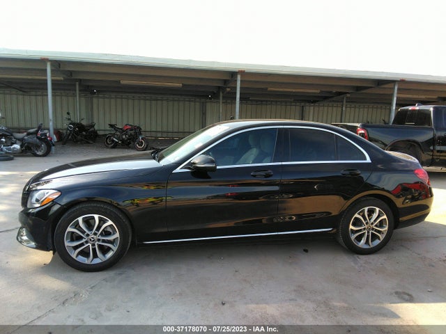 2017 MERCEDES-BENZ C-CLASS C 300 VIN: 55SWF4JB1HU233560