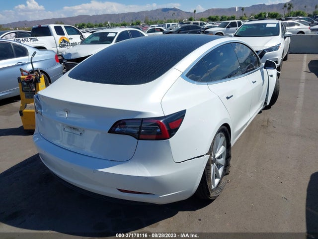 Tesla Model 3 Standard Range 2020 5YJ3E1EA7LF709178 Image 4