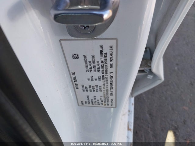 Tesla Model 3 Standard Range 2020 5YJ3E1EA7LF709178 Image 9