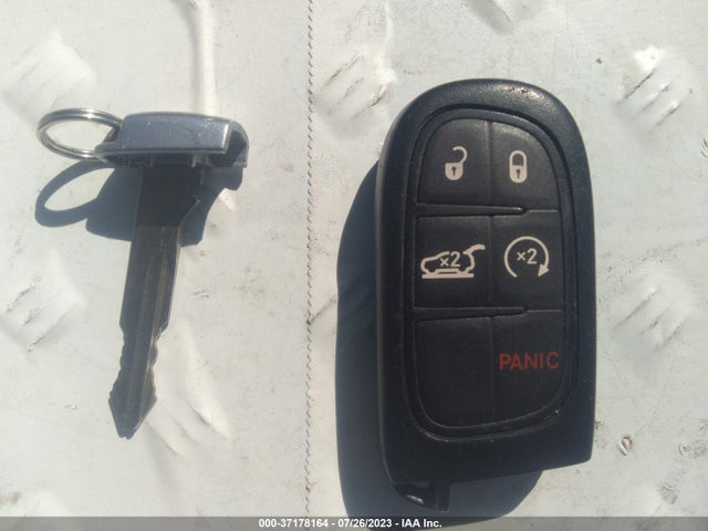1C4PJMDX7KD423583 Jeep Cherokee Limited