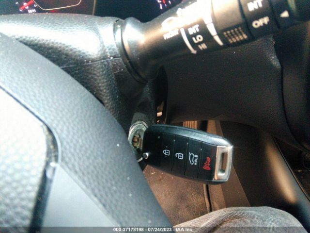 KNDJP3A57H7491729 KIA SOUL +