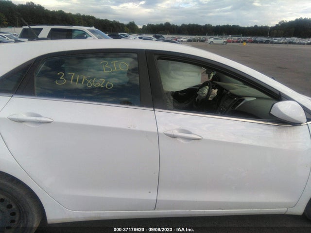 2017 HYUNDAI ELANTRA GT VIN: KMHD35LHXHU374235