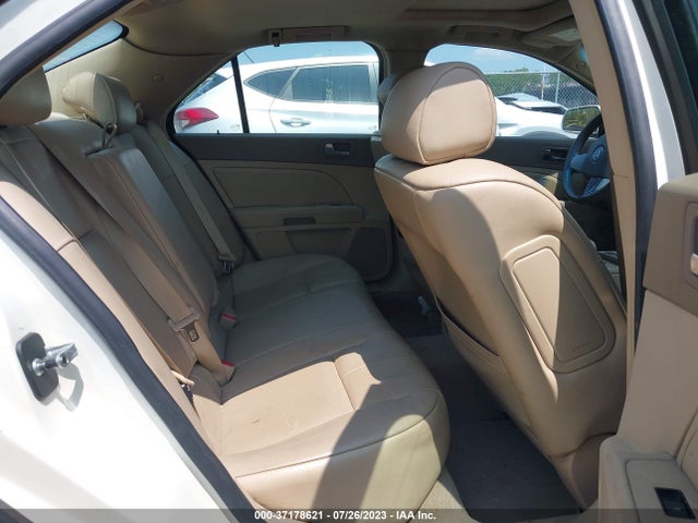 2009 CADILLAC STS AWD W/1SA VIN: 1G6DA67V690163125