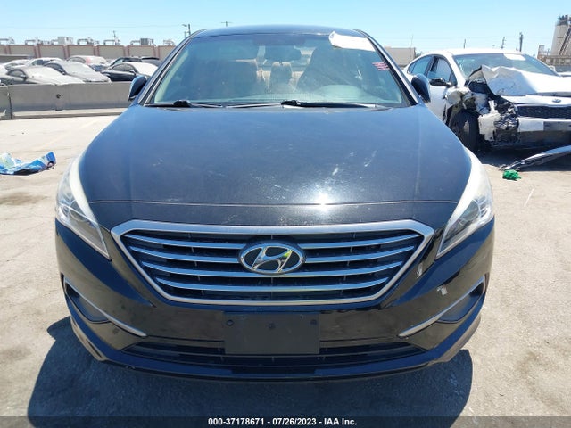 Hyundai SONATA SE 2017 5NPE24AF0HH575109 Image 4