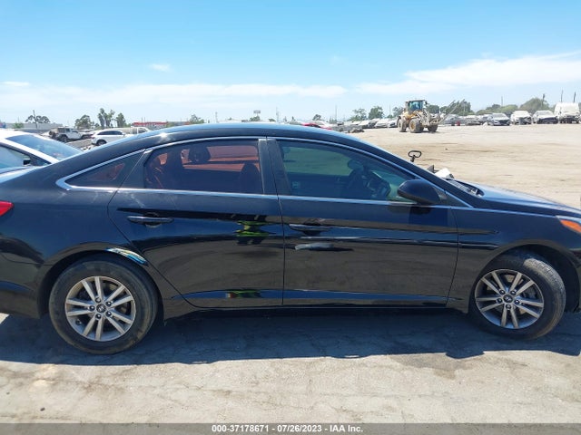Hyundai SONATA SE 2017 5NPE24AF0HH575109 Image 5