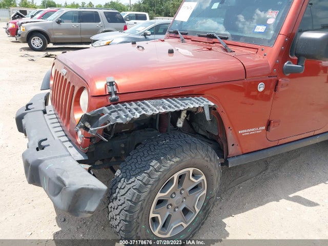 1C4BJWFG2EL301193 Jeep Wrangler Unlimited Rubicon