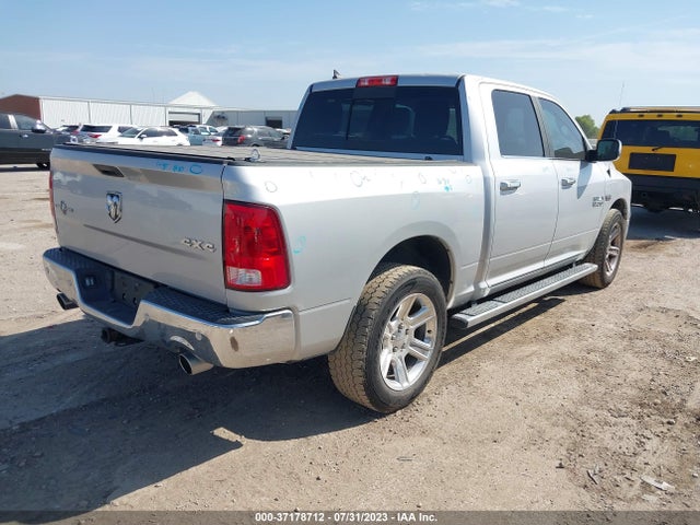 1C6RR7LT7JS137963 RAM 1500 Lone Star Silver