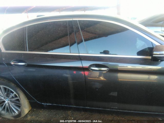 WBAJE5C39HG916040 BMW 5 Series 540i