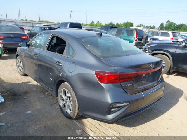 3KPF24AD4ME337880 KIA Forte Lxs