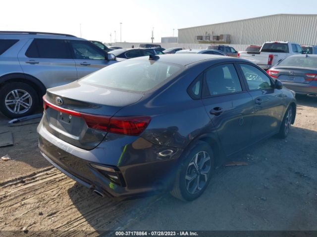 3KPF24AD4ME337880 KIA Forte Lxs