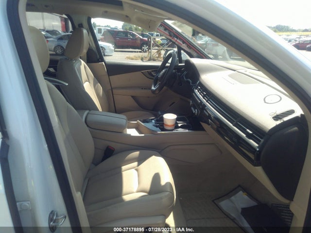 WA1VAAF72KD027008 Audi Q7 Prestige