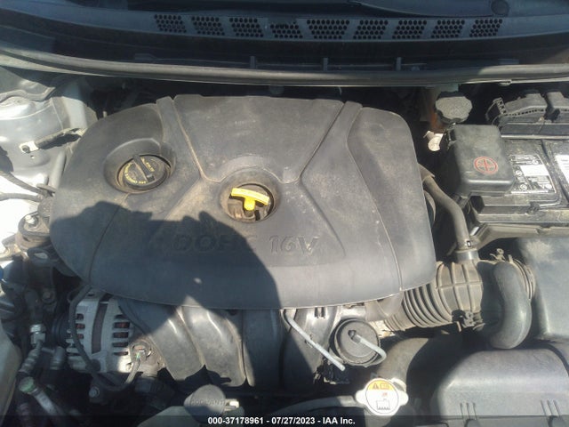 2015 HYUNDAI ELANTRA SE (ULSAN PLANT) VIN: KMHDH4AE6FU420676