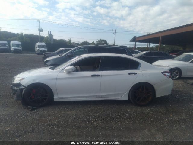 1HGCR3F98HA030137 Honda Accord Sedan Touring