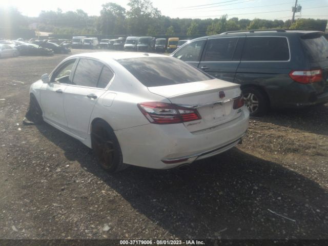 1HGCR3F98HA030137 Honda Accord Sedan Touring