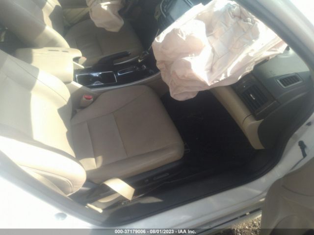 1HGCR3F98HA030137 Honda Accord Sedan Touring