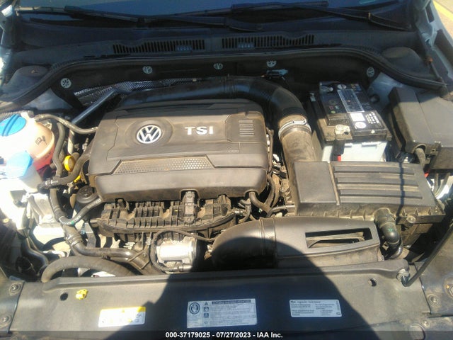 3VWL17AJ3HM248128 Volkswagen Jetta 1.8t Sel