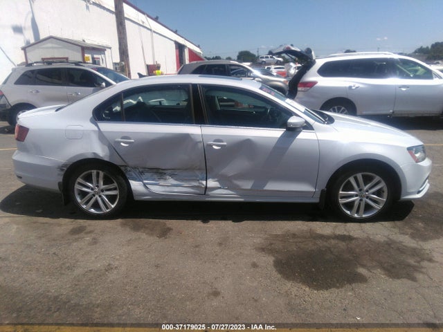 3VWL17AJ3HM248128 Volkswagen Jetta 1.8t Sel
