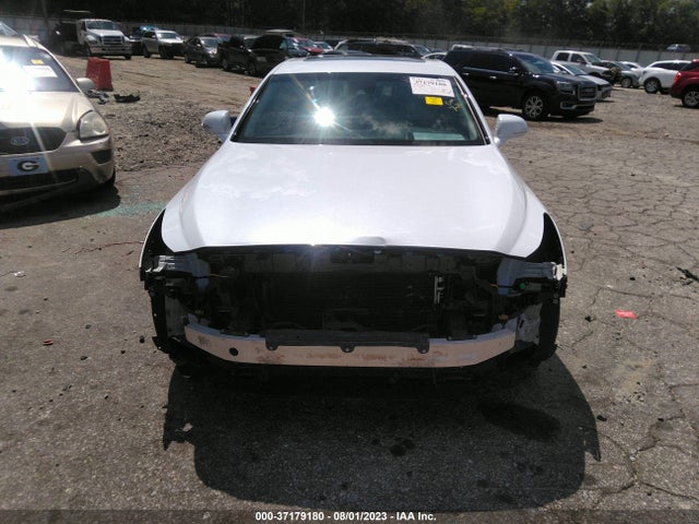 2019 Genesis G90, VIN: KMHG54JHXKU050780