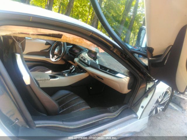 WBY2Z2C54GV675153 BMW I8