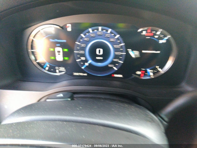 1GYS4BKJ5HR166238 Cadillac Escalade Luxury