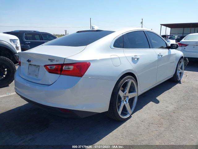 Chevrolet MALIBU LT 2018 1G1ZD5ST2JF219646 Image 4