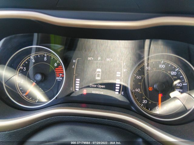 1C4PJLCB5GW265255 Jeep Cherokee Latitude