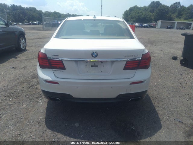 2015 BMW Alpina B7, VIN: WBAYF8C5XFD654395